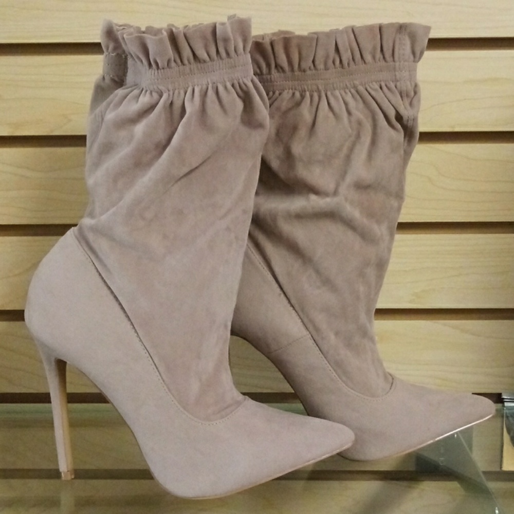 🆕 Slouchy Heels